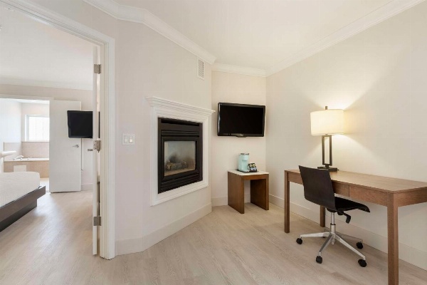 Best Western Plus All Suites Inn image 4